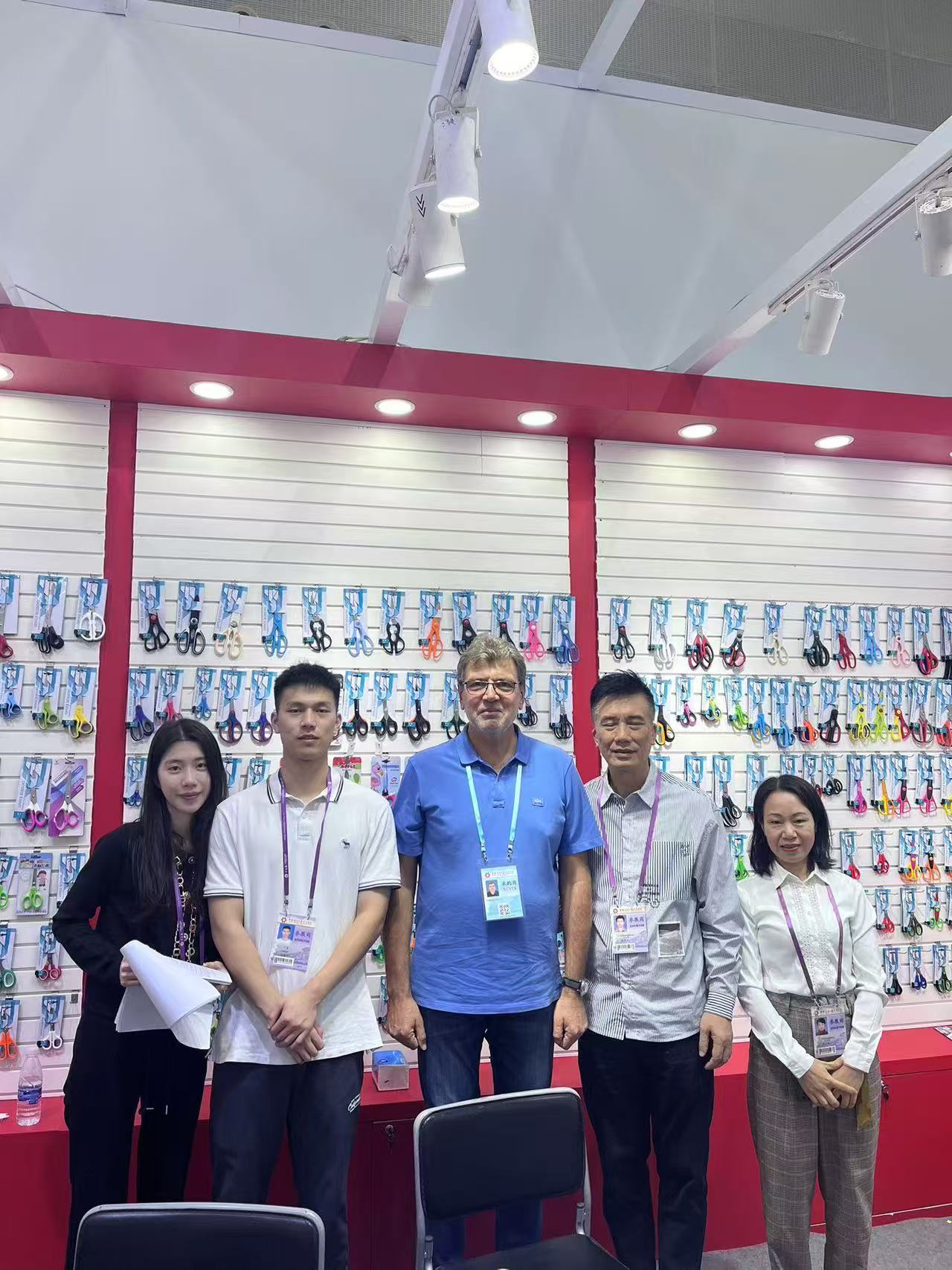 Wentai Shines at Major‑scale Exhibitions, Demonstrating Full‑range Scissor‑making Strength